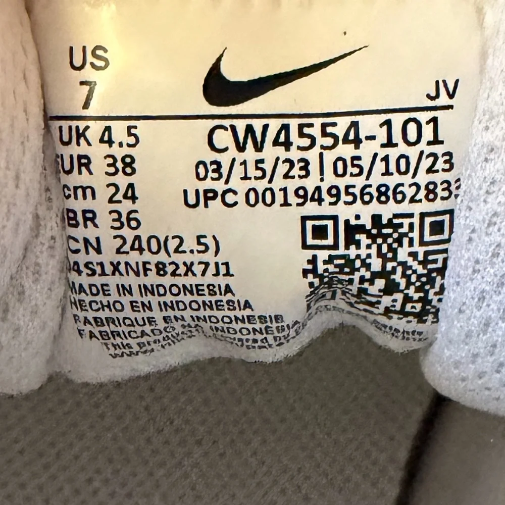 NWOT Nike Air Max SC White Photon Dust (Women's) - Picture 4 of 7